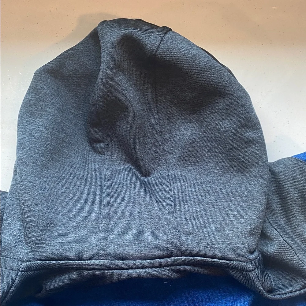 Hurley Black and Blue Full-Zip Hoodie with pockets boys size medium